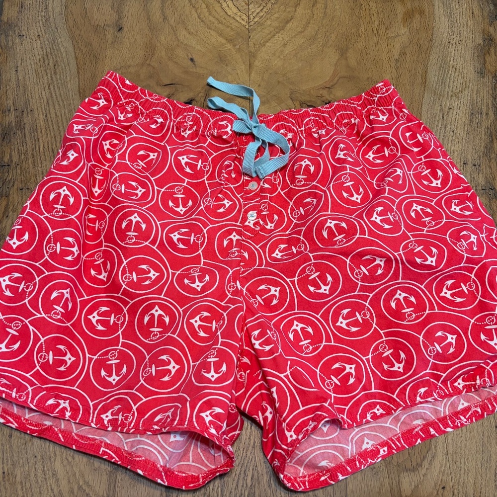 L.L.Bean nautical anchor print shorts in bright red with white anchors